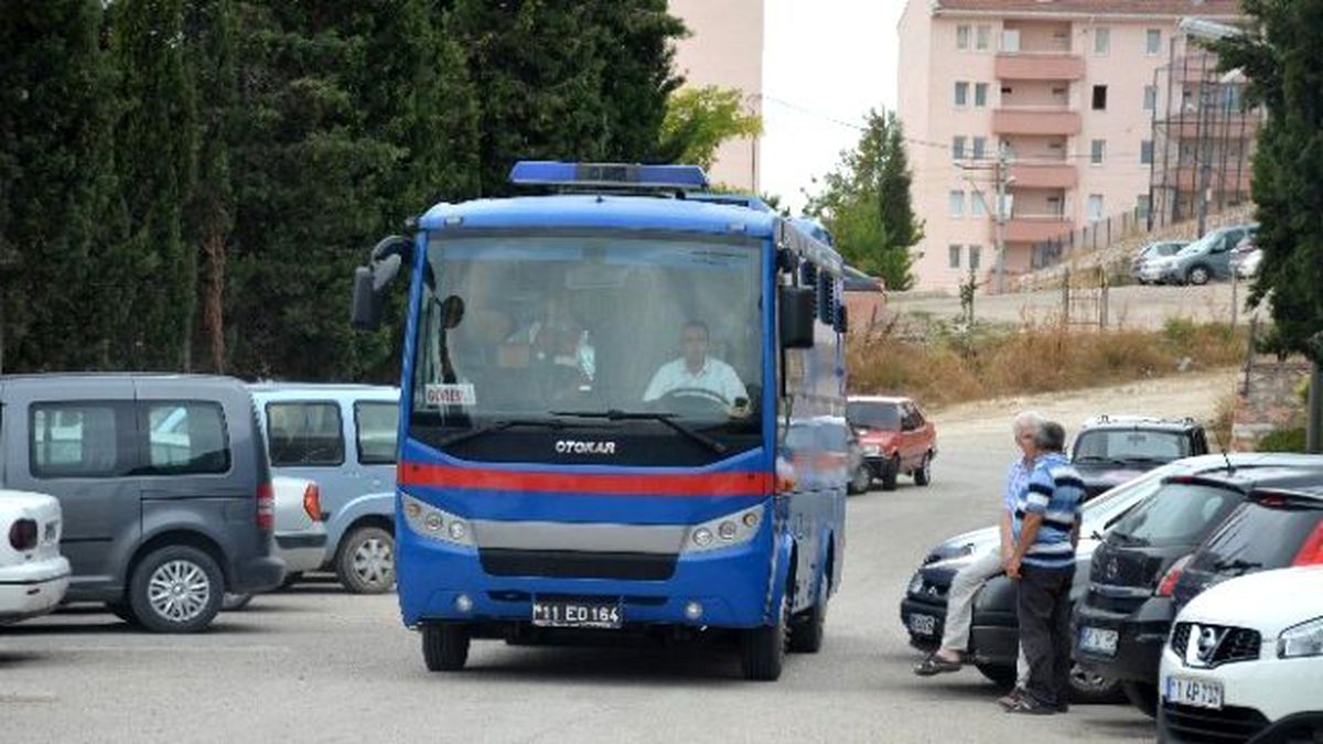 Cezaevinde Kesici Alet ile Yaralan Mahkum Hastaneye Kaldırıldı