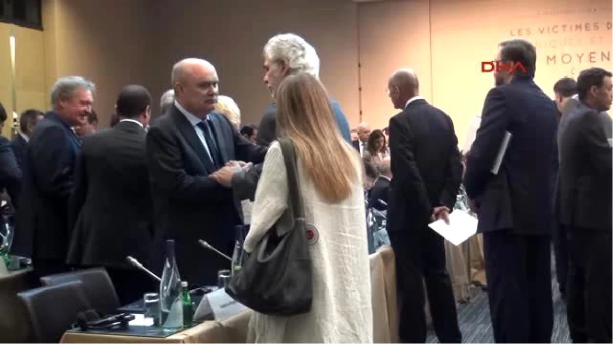 Dışişleri Bakanı Sinirlioğlu Paris?te Konferansa Katıldı -1