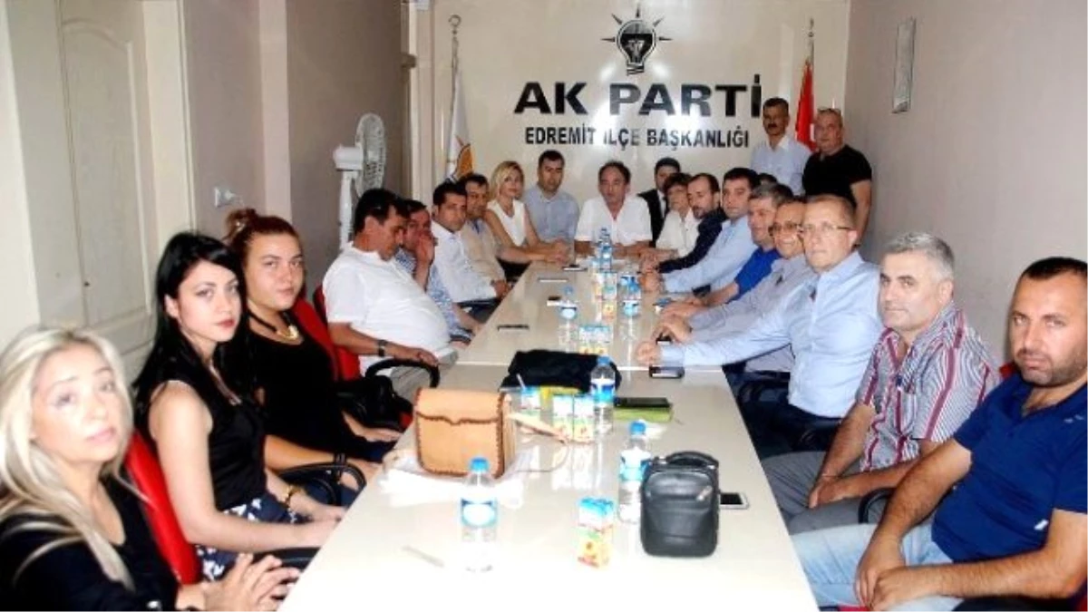 Edremit AK Parti Yürütme ve Yönetim Kurulunu Açıkladı
