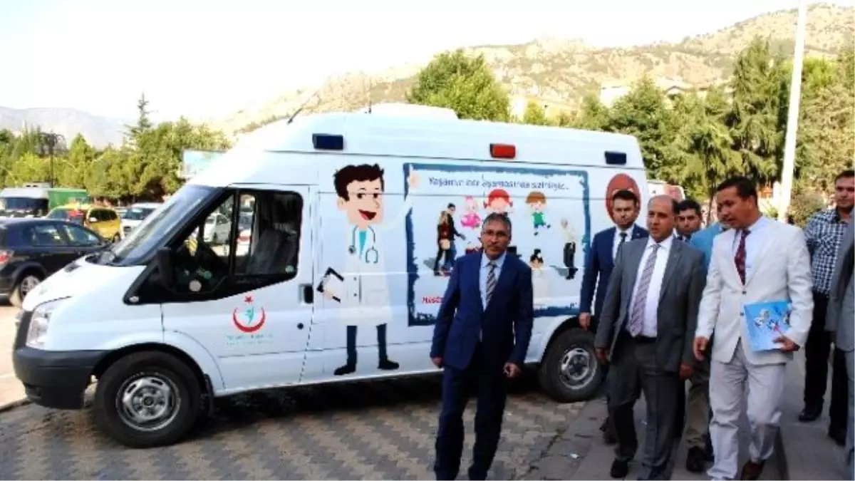 Emektar Ambulanslar Mobil Kliniğe Dönüştü