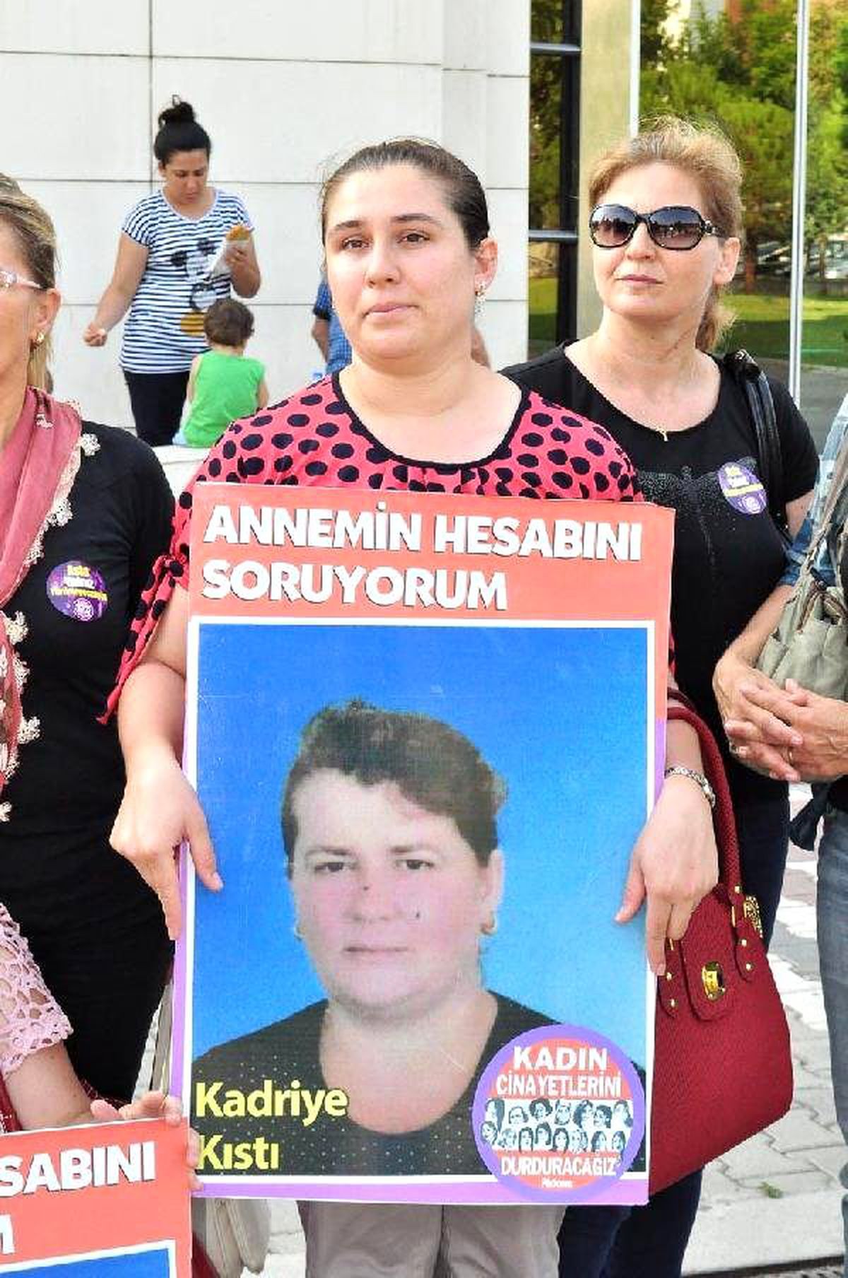 Eşini Öldürene Ağırlaştırılmış Müebbet Hapis Cezası