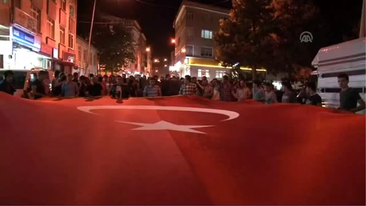 Hakkari\'deki Terör Saldırısı Protesto Edildi