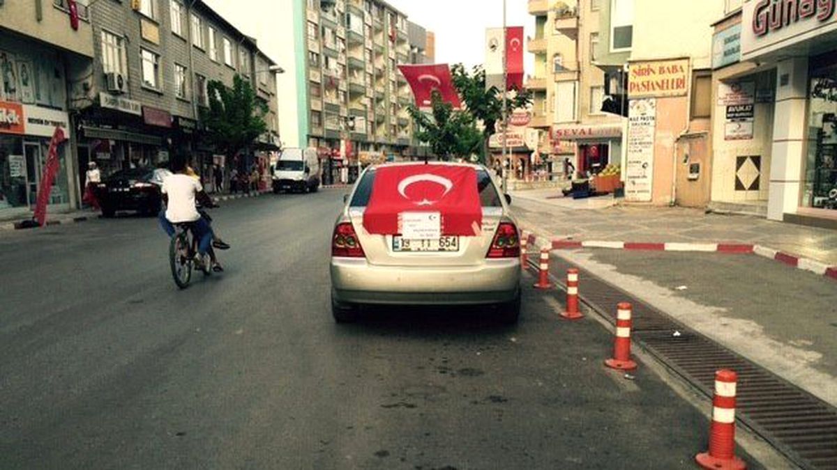 Hızlı Koşan Varsa Gelsin İndirsin!