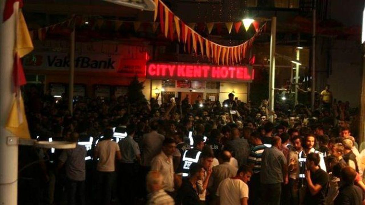 Malatya\'da Terörü Protesto Yürüyüşü