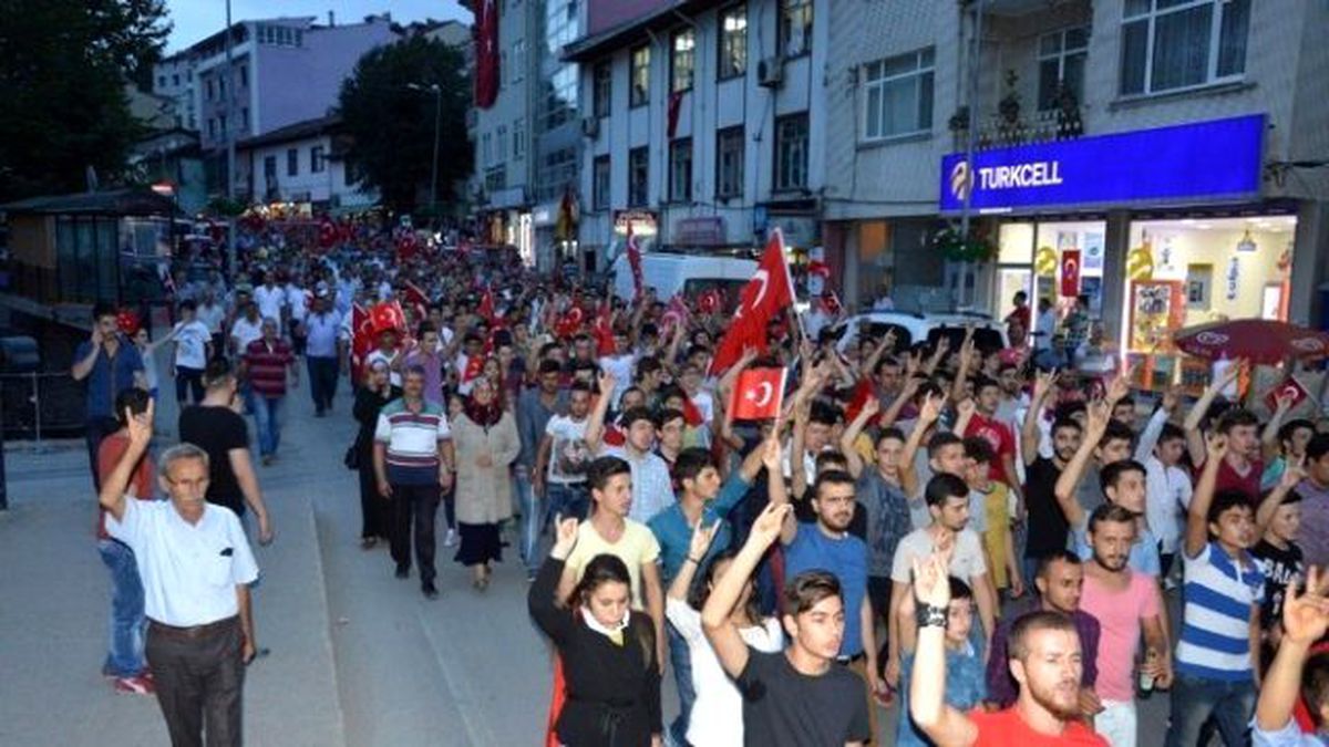Niksar\'da "Şehide Saygı Teröre Lanet" Yürüyüşü Yapıldı