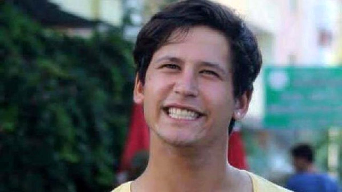 18 Yaşındaki Genç, Terör Protestosunda Pompalı Tüfekle Vuruldu