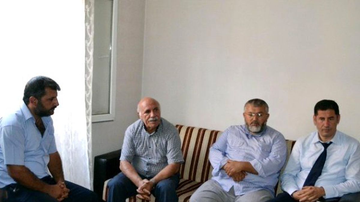 Turgutlu Şehidini Bekliyor