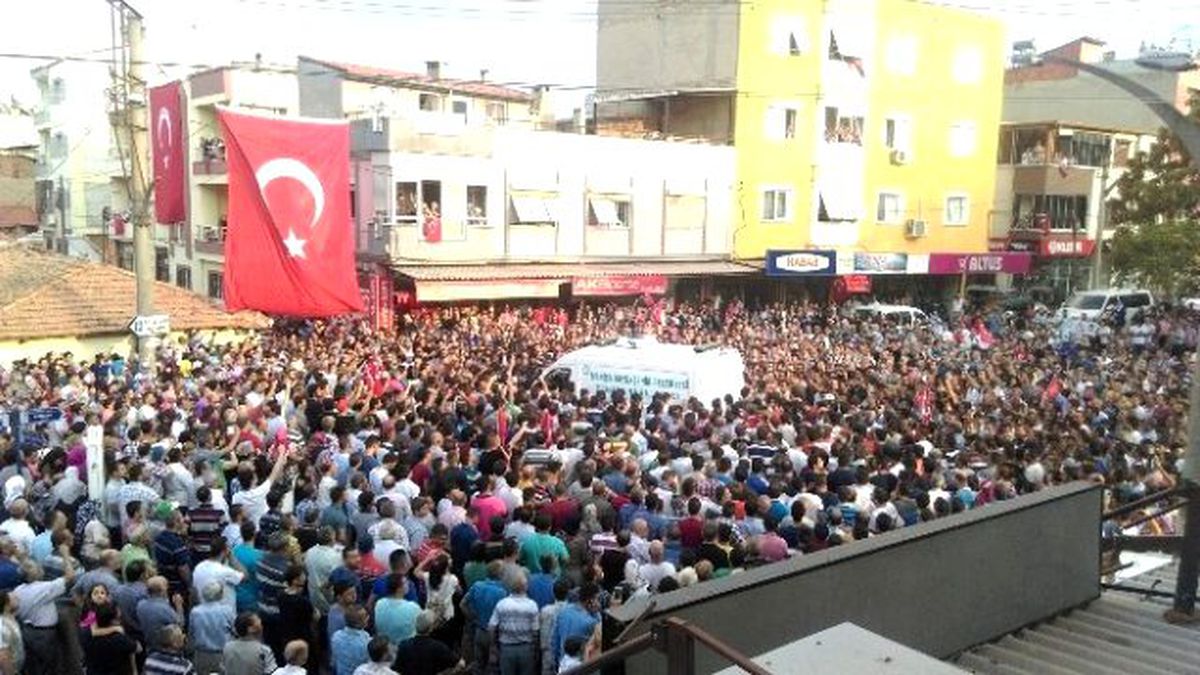 Turgutlu, Şehidini Son Yolculuğuna Uğurladı