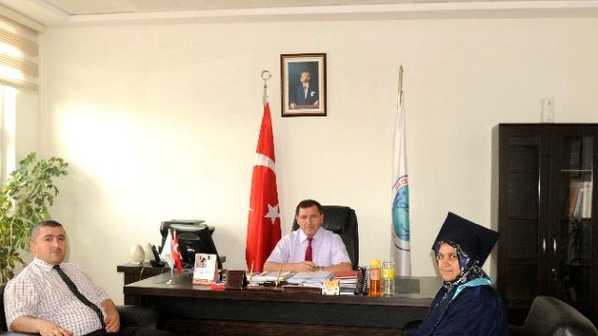7 Aralık Üniversitesi\'nden 50 Yaşında Mezun Oldu