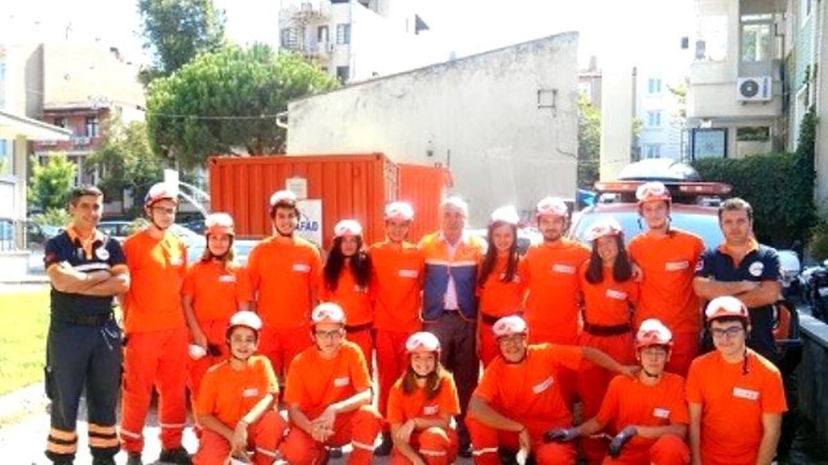 Afet Gönüllüleri Eğitim Programını Tamamladı