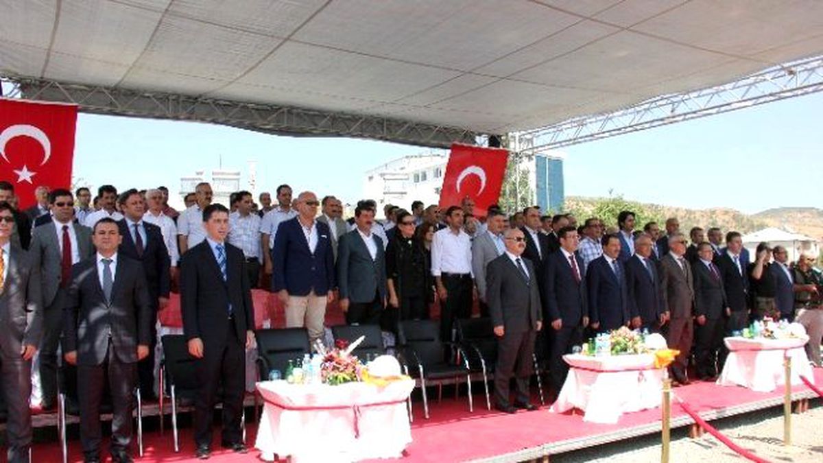 Başbakan Yardımcısı Yılmaz Bingöl\'de
