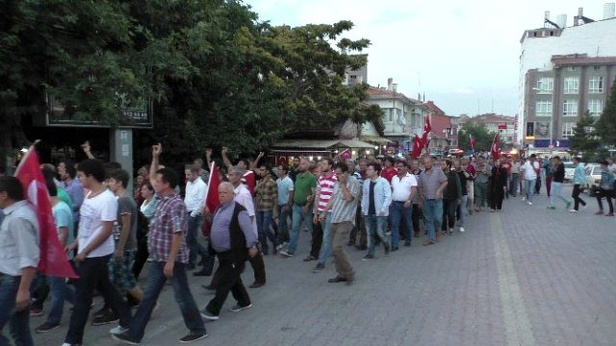 Beyşehir\'de Terör Olayları Yürüyüşlerle Lanetlendi