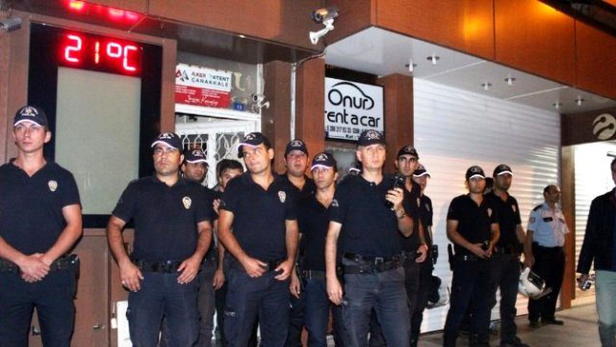 Çanakkale\'de Gergin Gece
