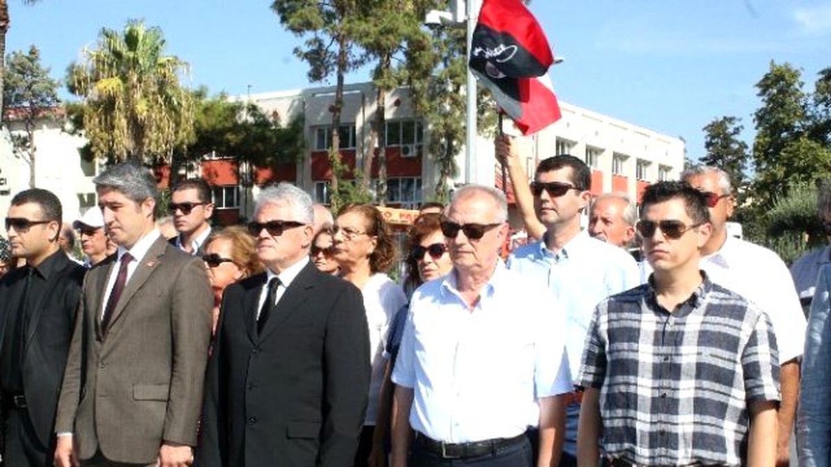 CHP\'de Buruk Yıldönümü Kutlaması
