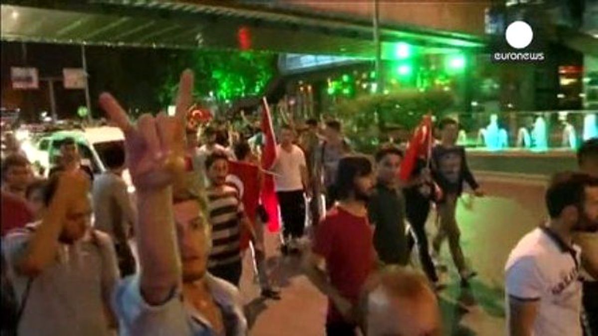 Hdp Genel Merkezi\'ne Saldırı