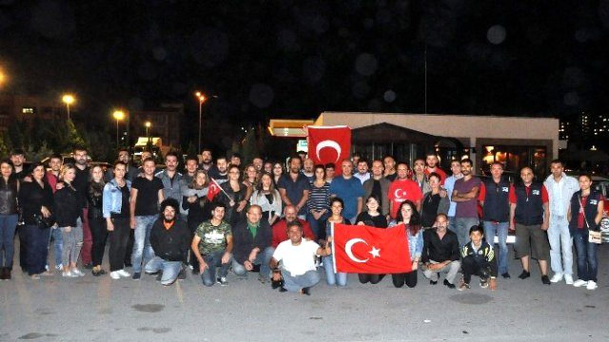 Herşey \'Şehitler\' İçin