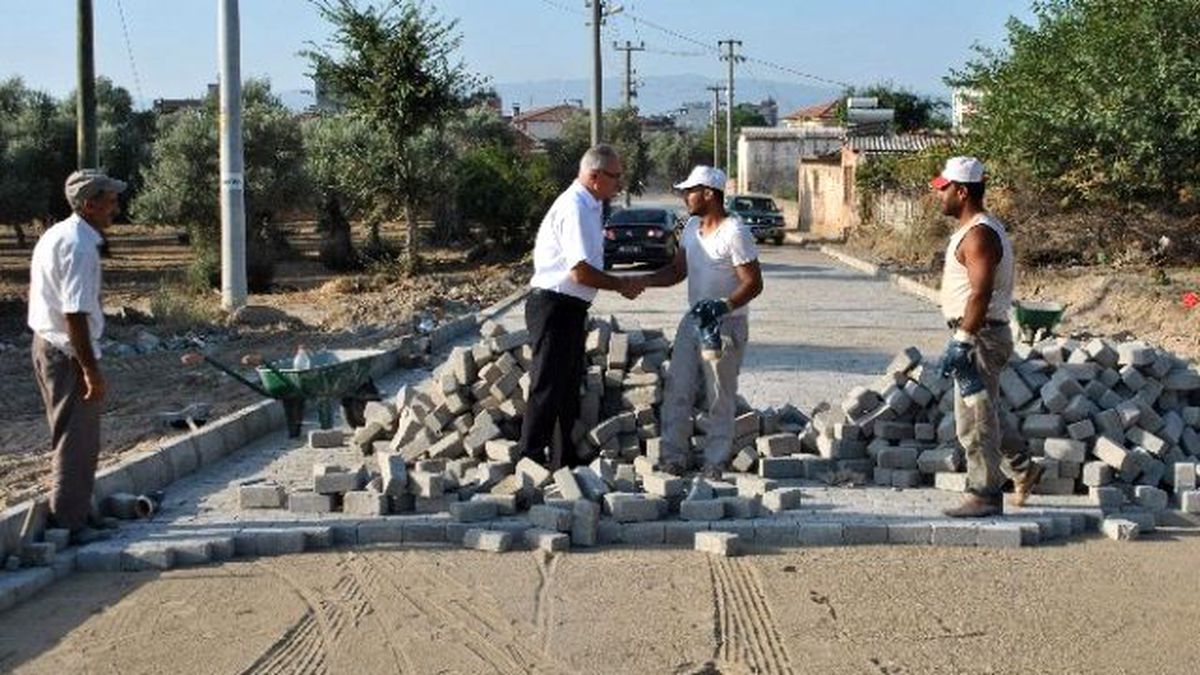 İncirliova Çamurdan Kurtuluyor