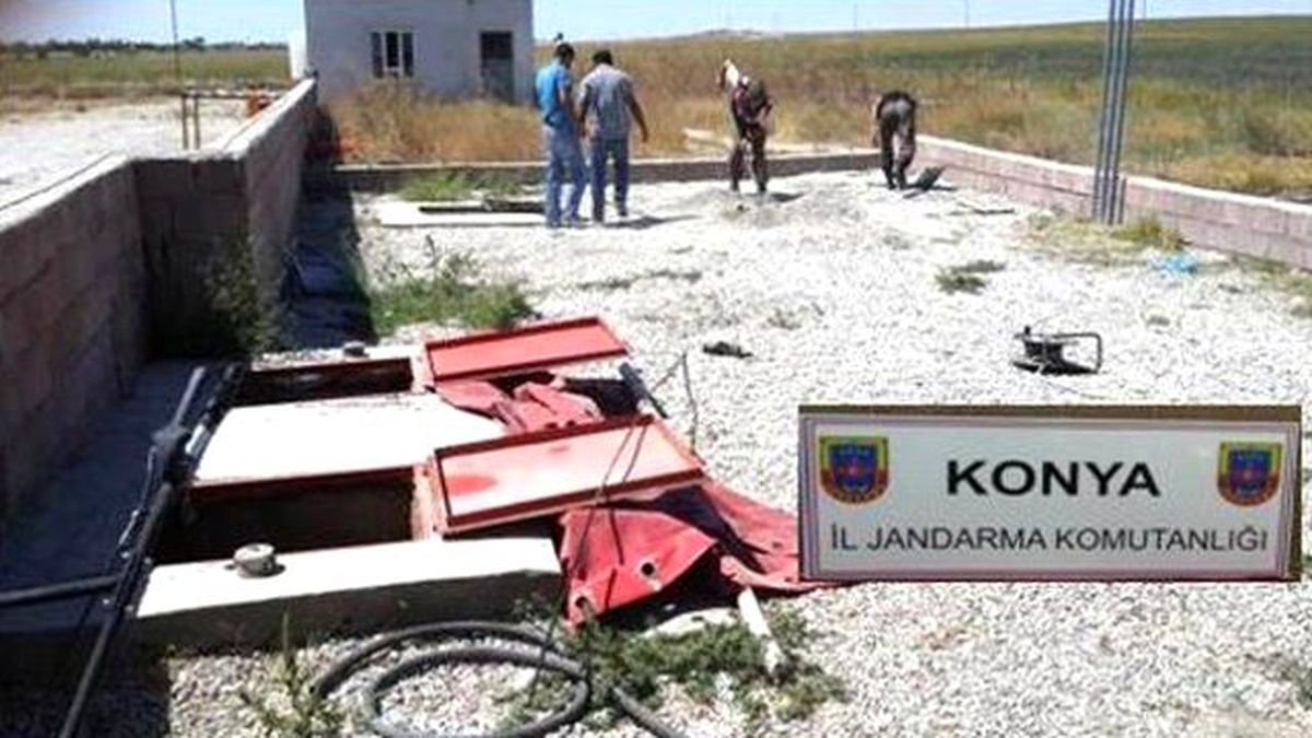 Konya\'da Jandarmadan Kaçak Akaryakıt Operasyonu
