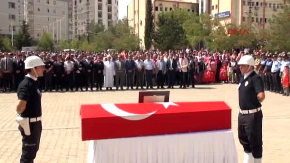 Mardin Şehit Polis Mardin\'den Gözyaşlarıyla Uğurlandı