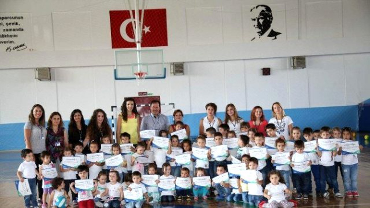 Oyunpazarı Öğrencilerine Jimnastik Eğitimi