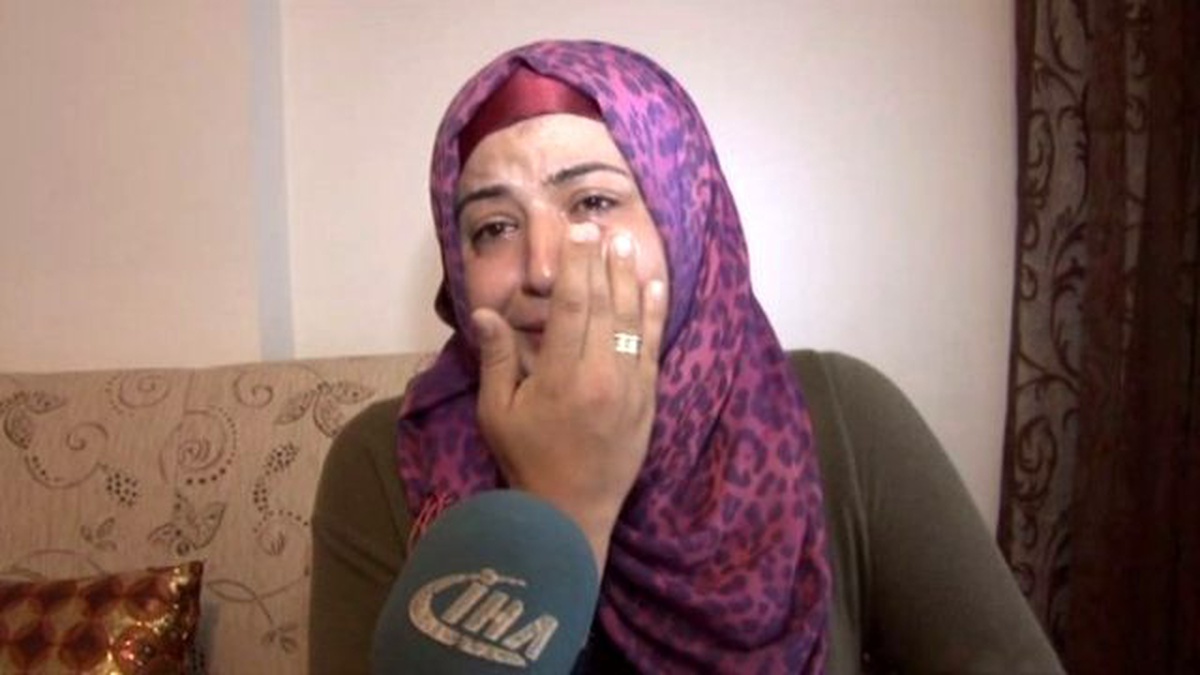 14 Yaşındaki Kız Çocuğu Babasına Kızıp Evi Terk Etti