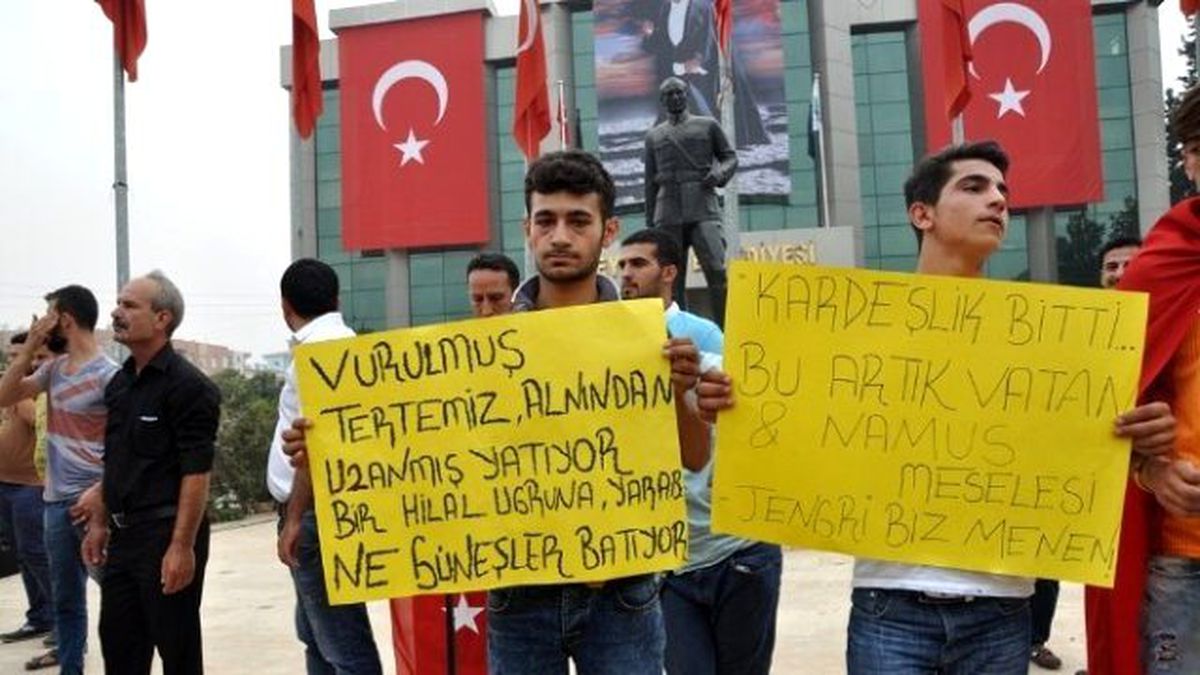 Reyhanlı\'da Teröre Lanet Eylemi