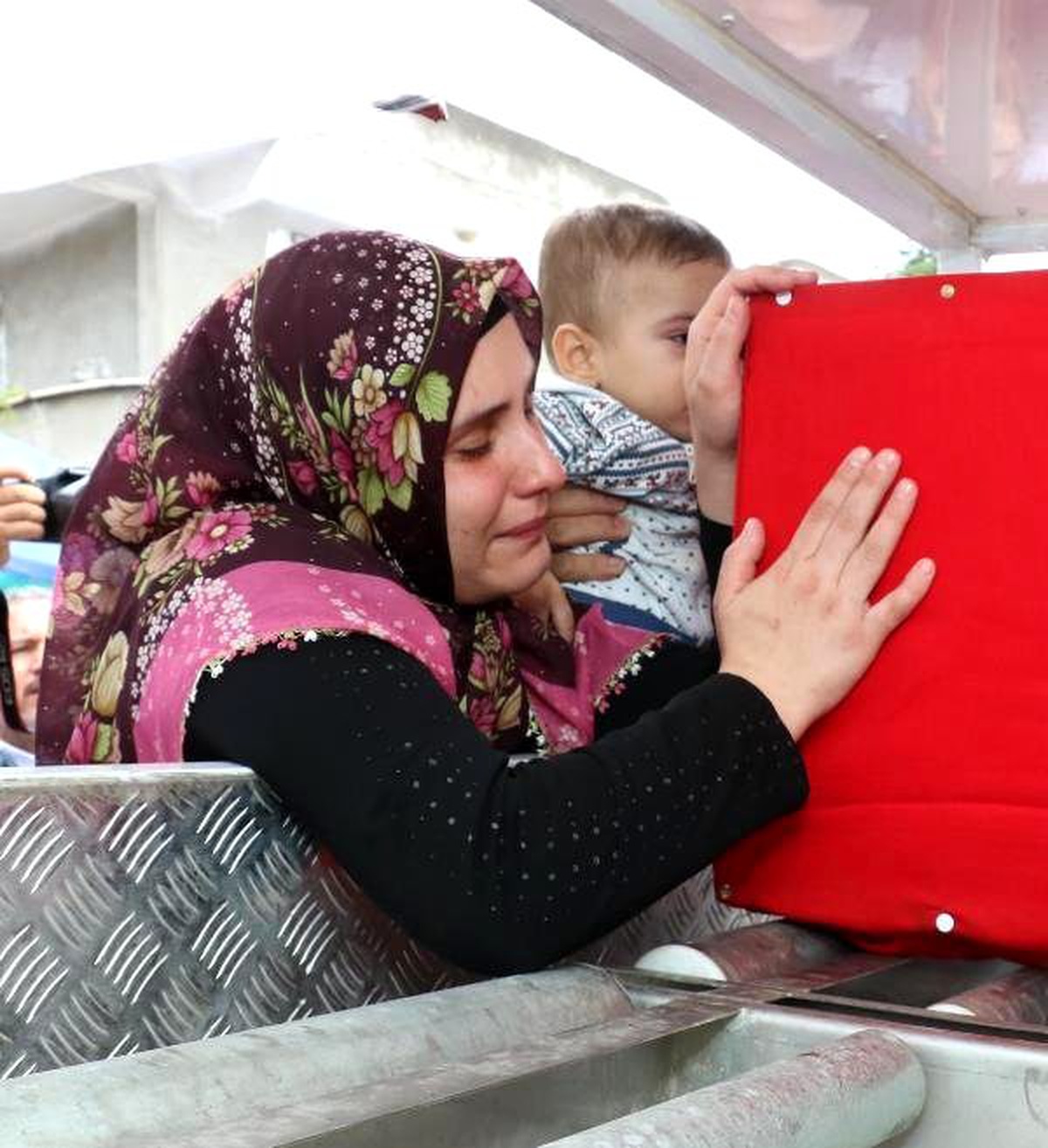Şehit Polis Burak Zor İçin Yer Gök Ağladı (2)