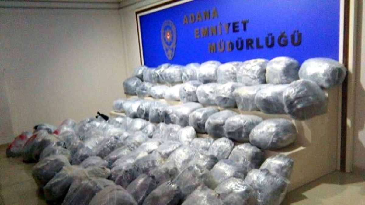 Soğan Yüklü Kamyondan 441 Kilo Esrar Çıktı