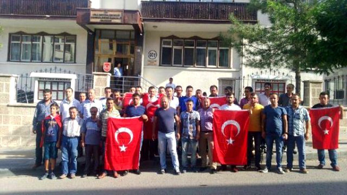 Teröre Tepki Gösteren Beypazarlılar Gönüllü Askerlik İçin Başvurdu