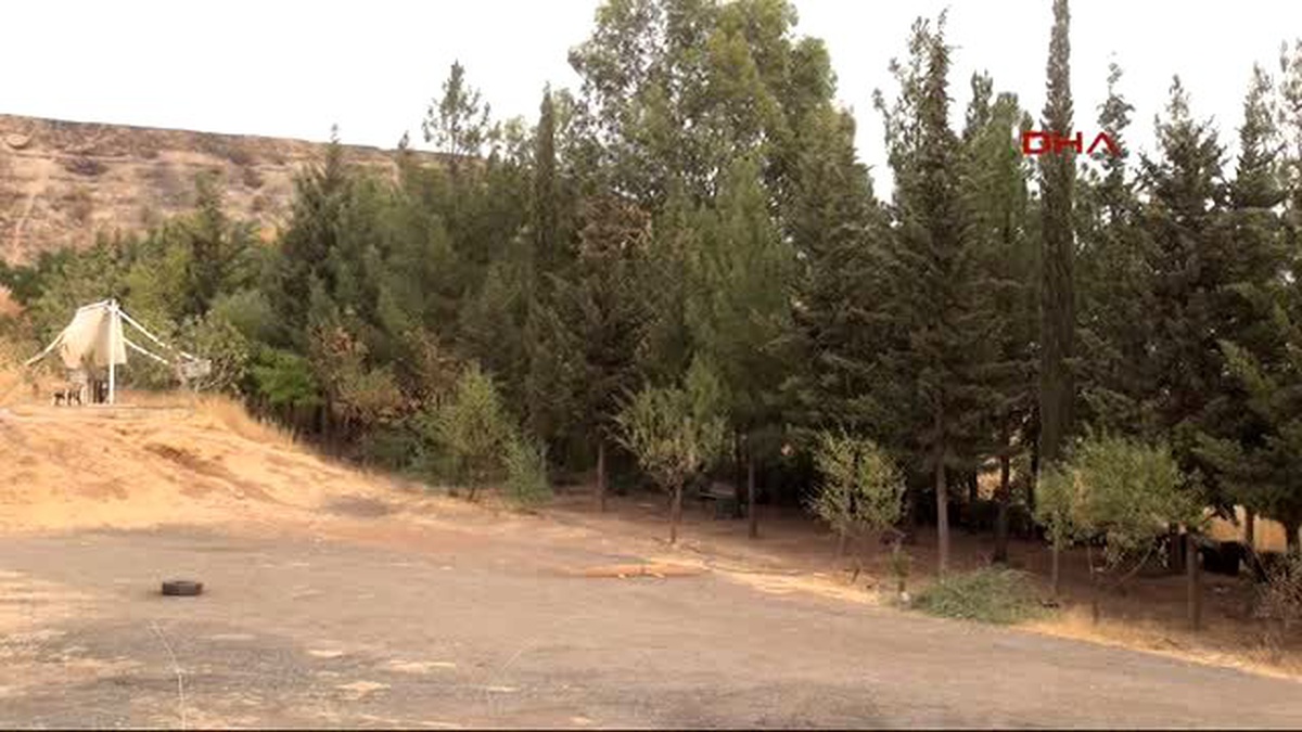 Akçakale\'de Ele Geçirilen Patlayıcılar İmha Ediliyor