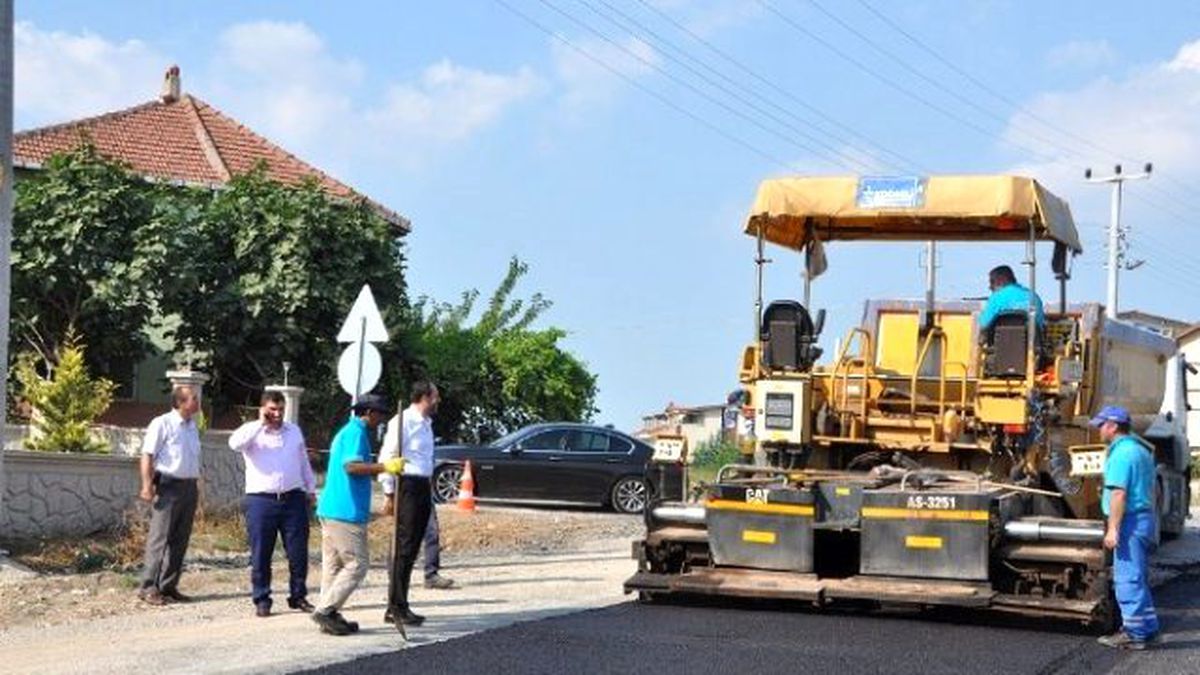 Başiskele Galip Erenoğlu Caddesi Asfaltlanıyor