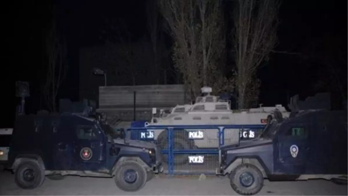 Batman\'da Silah Sesleri