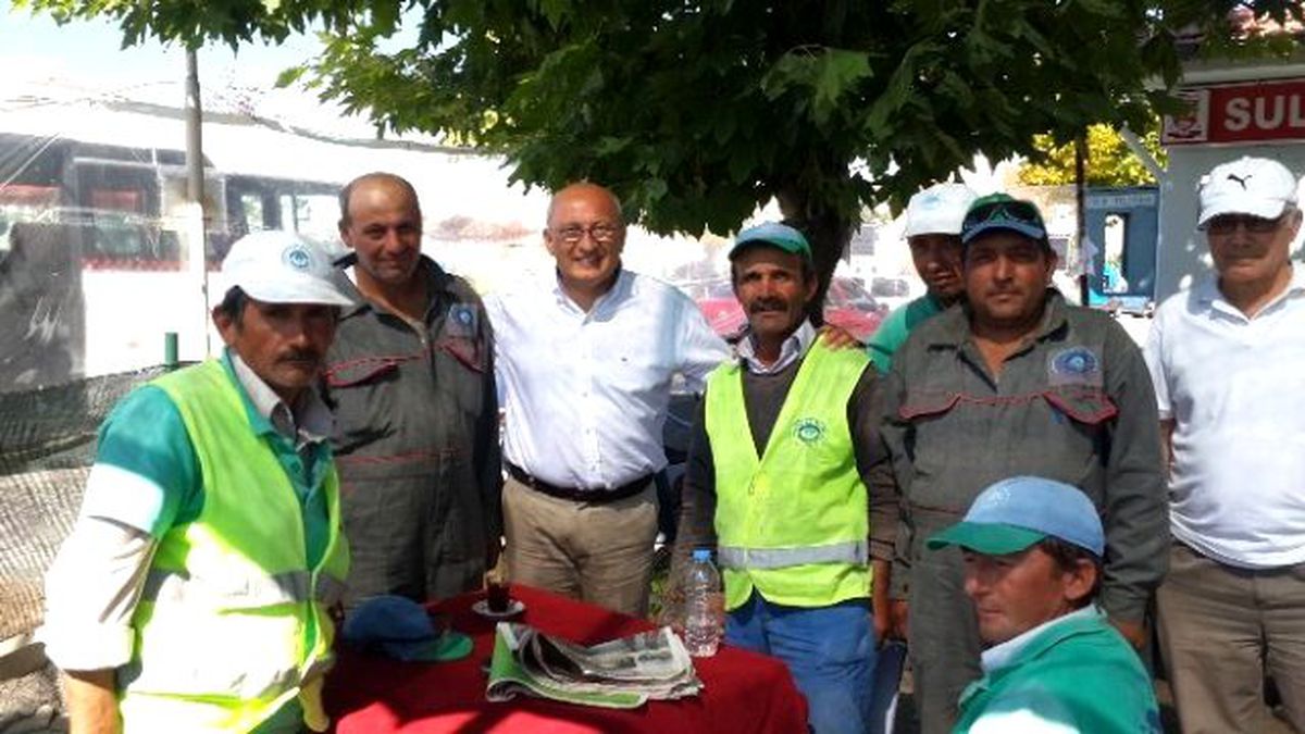 Çakırözer 75. Mahallesi Sakinleri ile Bir Araya Geldi