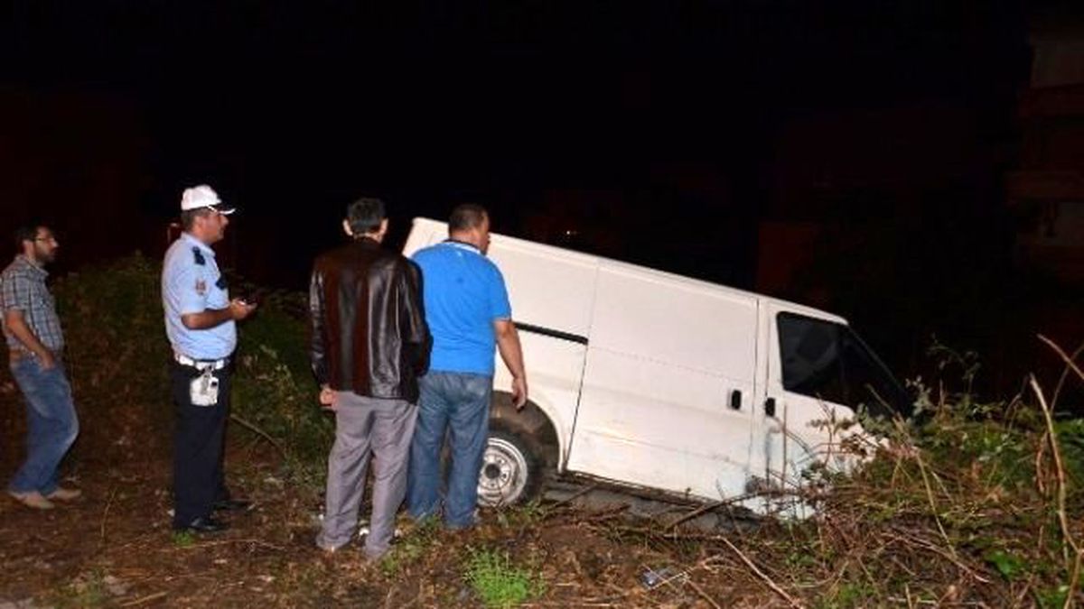 Direksiyonda Uyuyan Sürücü Karşı Şeride Geçti: 1 Yaralı