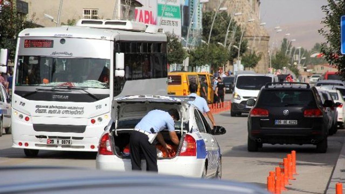 Erzurum\'da Şüpheli Araç Paniği