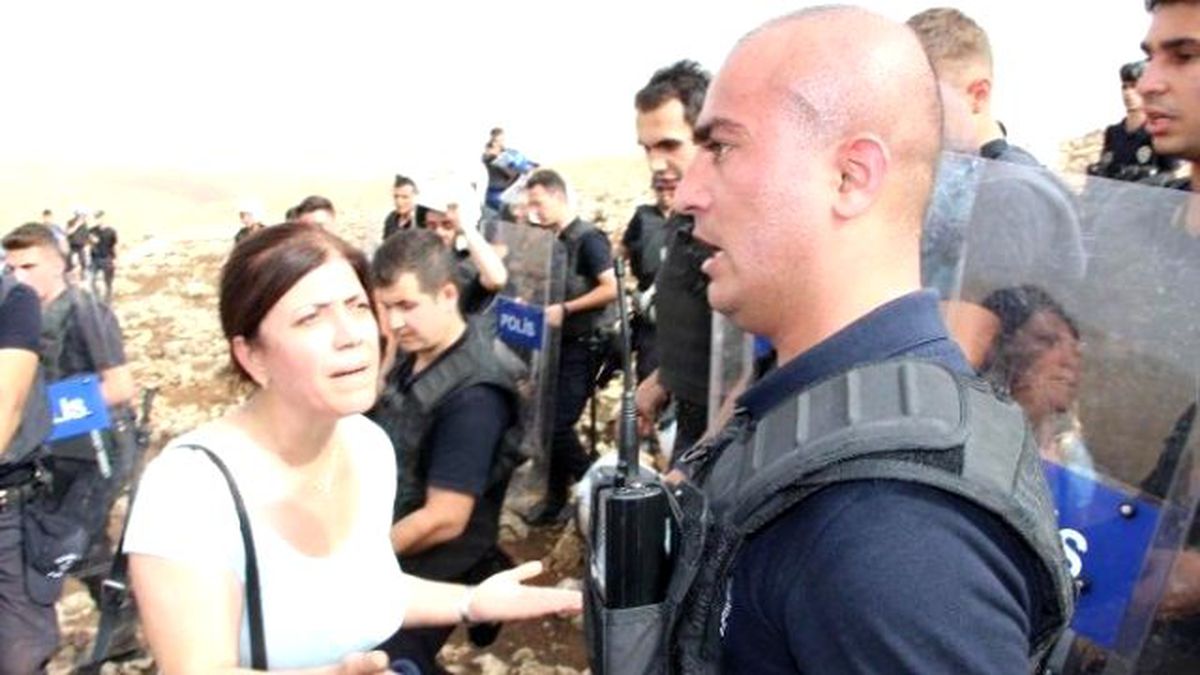 Hdp\'liler İdil\'e Geri Döndü
