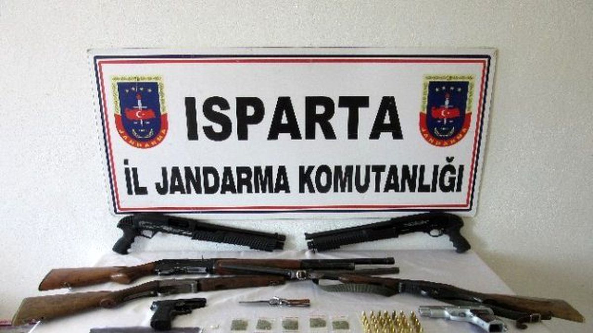 Isparta\'da Jandarmadan Uyuşturucu Operasyonu