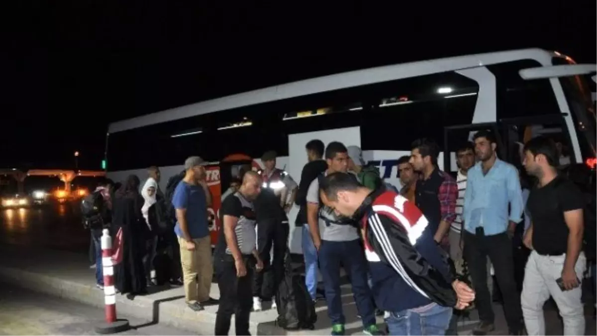 Kaçak Göçmenler, Deniz Facialarının Ardından Tekrar Karayoluna Yöneldi