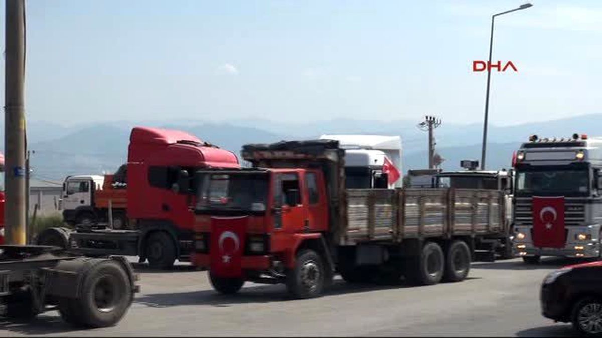 Karayolunda 150 Tır\'la Terörü Protesto