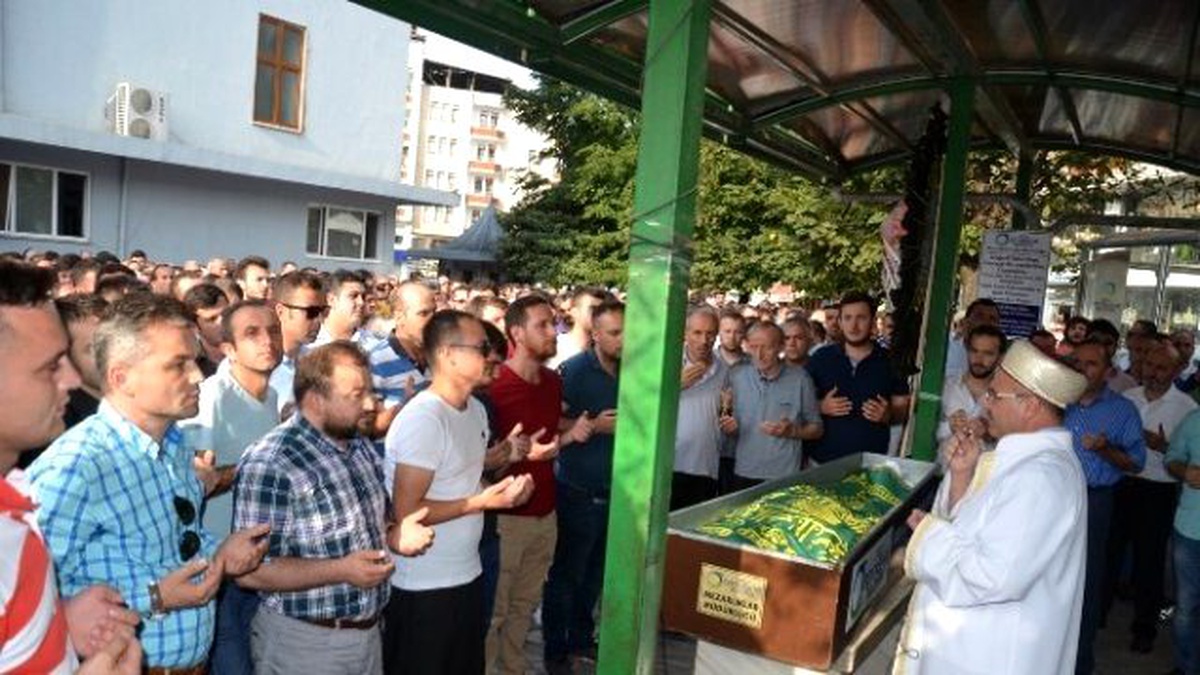 Kaza\'da Hayatını Kaybeden Kişi Son Yolculuğuna Uğurlandı