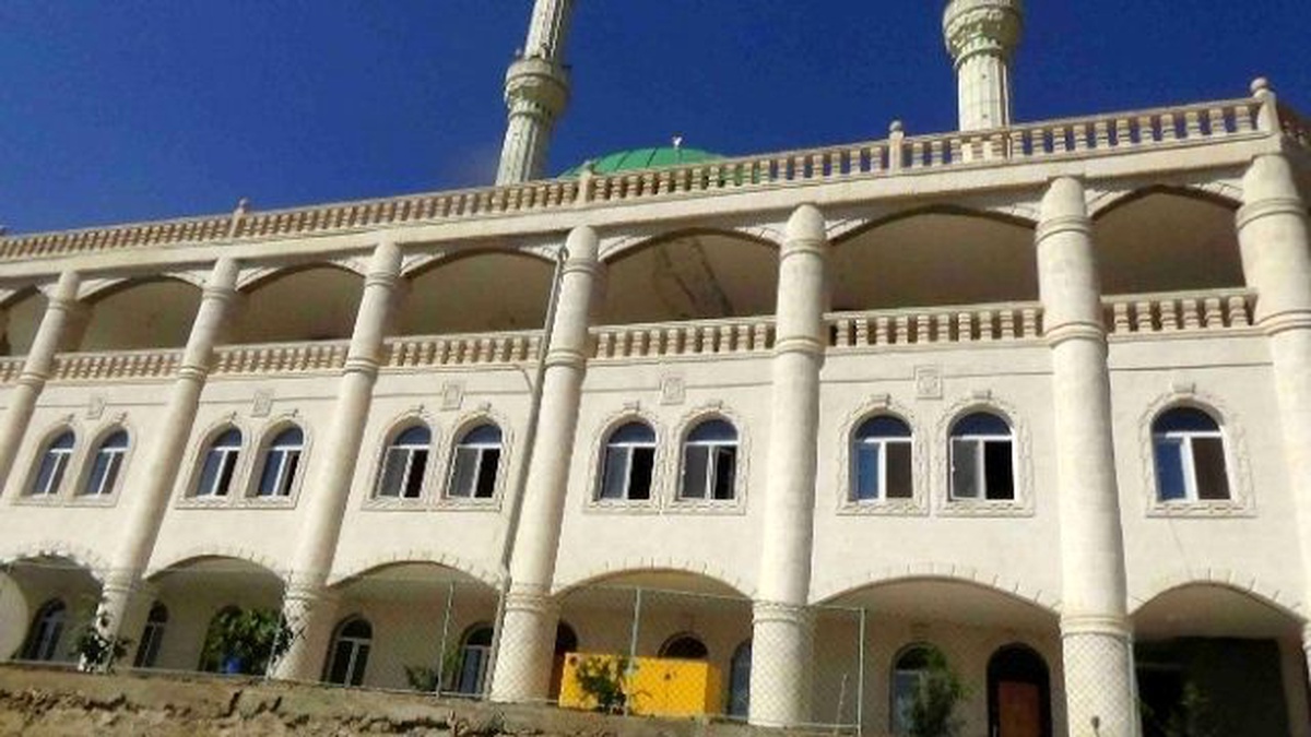 Kulp\'ta Cami ve Kuran Kursu Yardım Bekliyor
