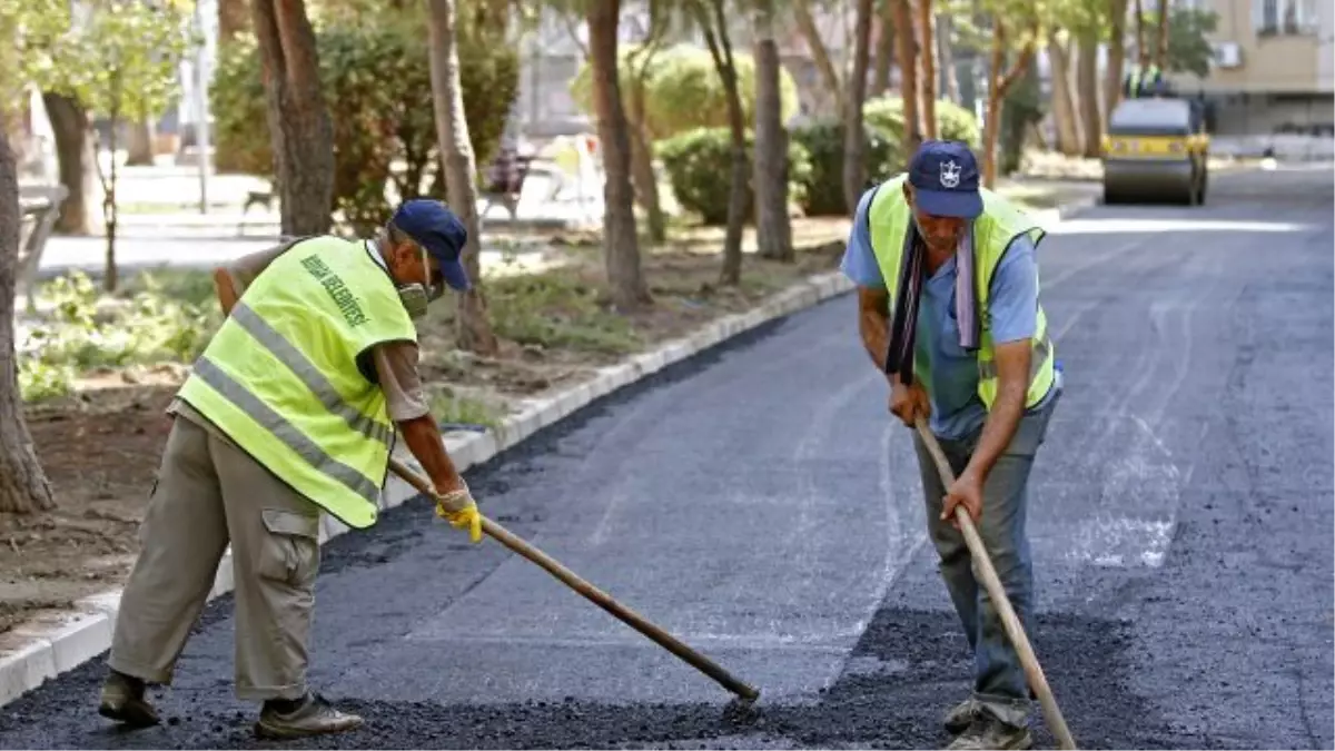 Önce Parklar Şimdi De Yollar