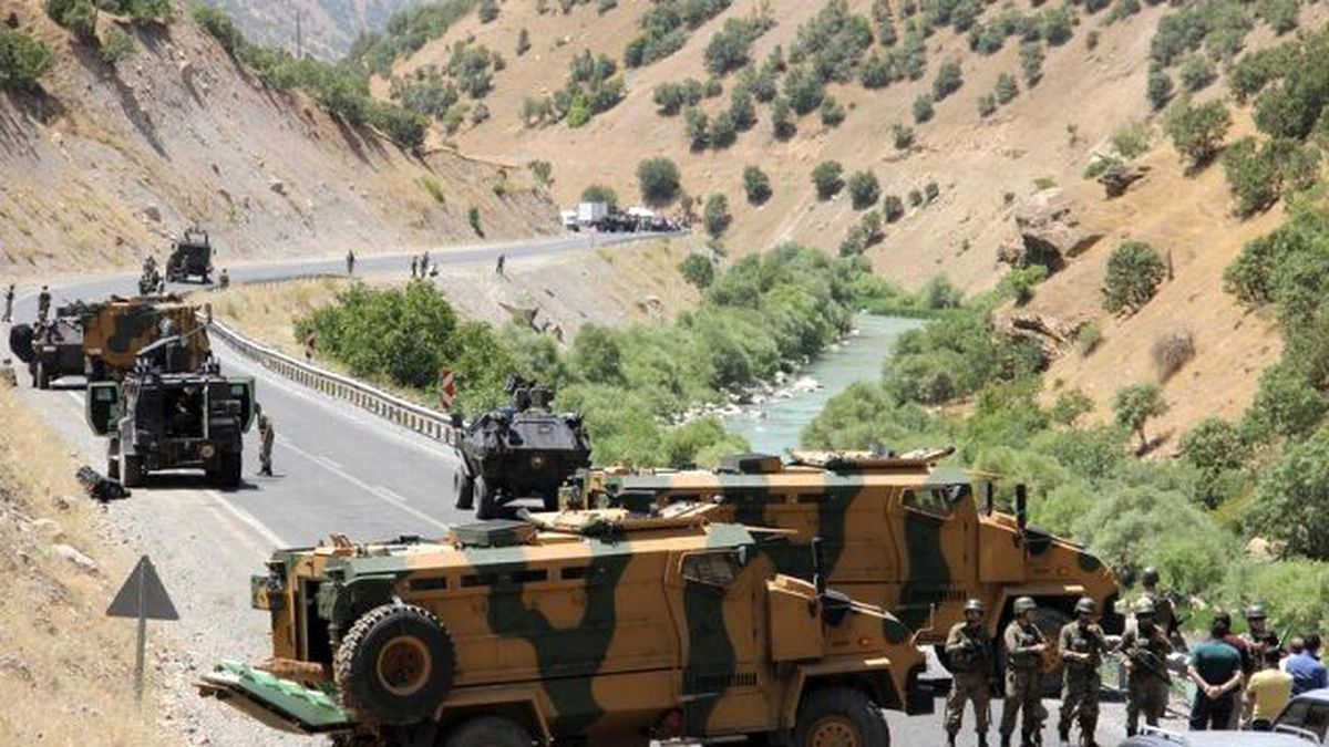 PKK Mayınına Belediye Asfaltı