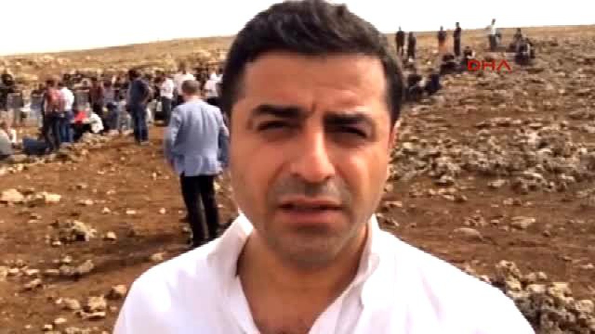 Şırnak Hdp Heyeti Cizre\' Ye Doğru Gidiyor -2