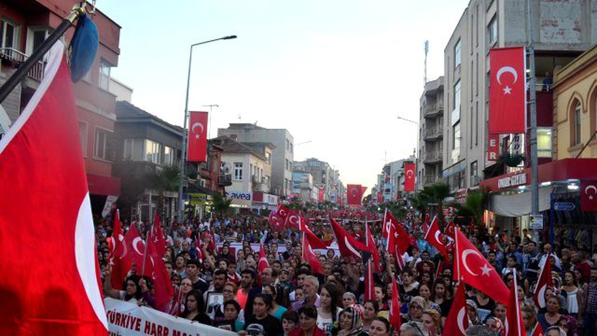 Turgutlu Şehitlerine Sahip Çıktı
