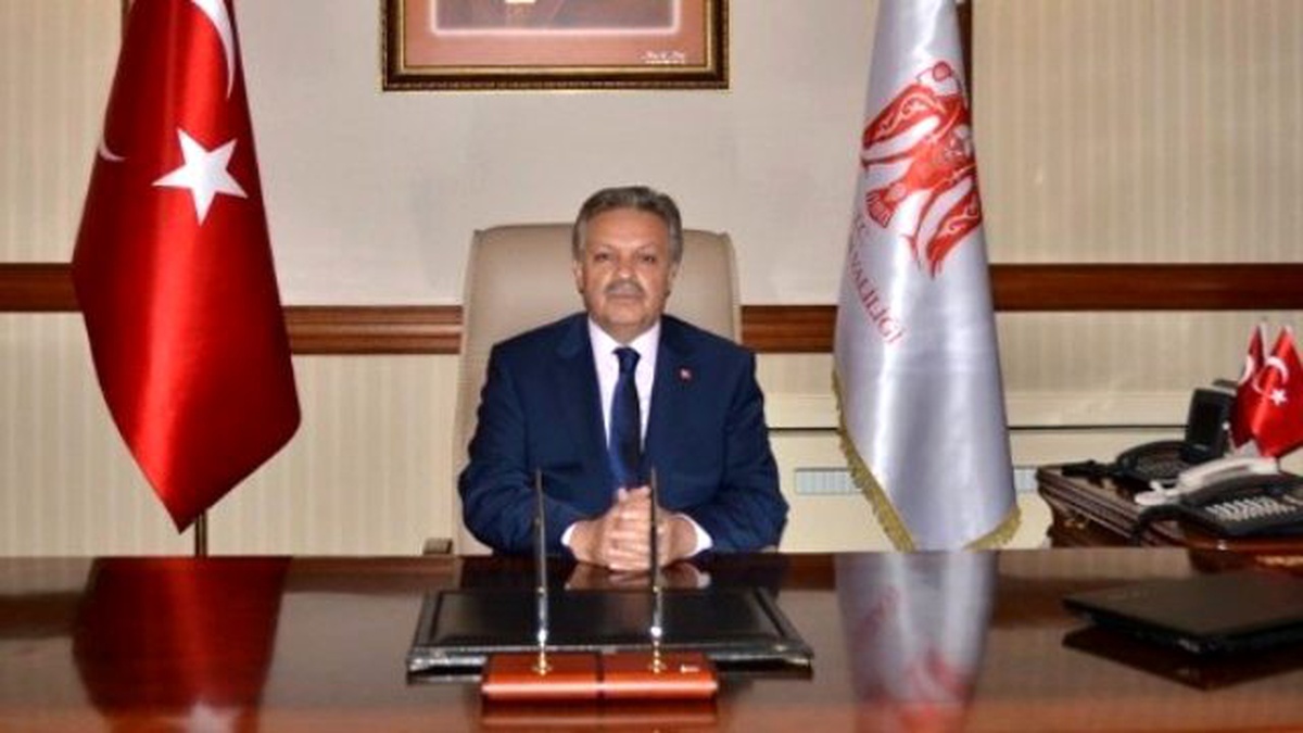 Vali Kahraman\'dan Birlik Beraberlik ve Duyarlılık Çağrısı