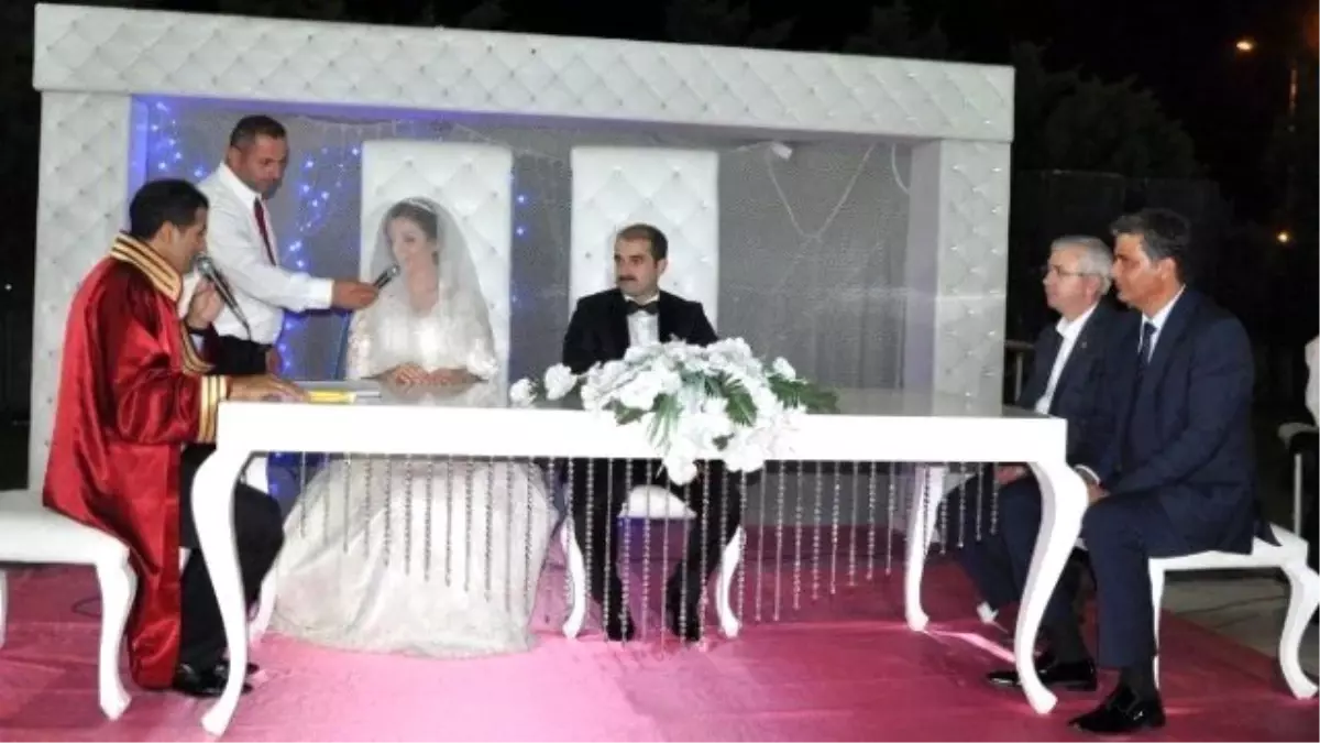 Yağız Ailesinin Mutlu Günü