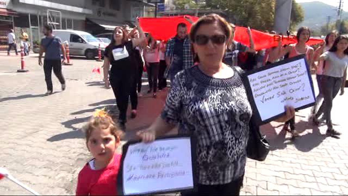 Zonguldak\'ta Gençler Teröre Karşı Yürüdü