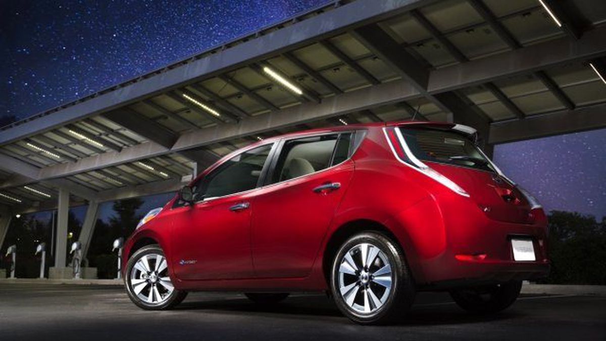 2016 Nissan Leaf Tek Şarj ile 107 Mil