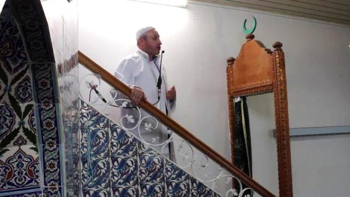Almanya\'daki Türkler Mültecilere Kapılarını Açtı